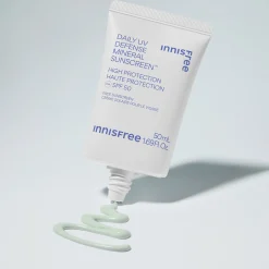 Daily UV Defense Mineral Sunscreen SPF 50 Protection Solaire Minérale