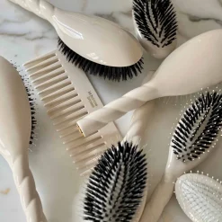 La Brosse N°02 L’indispensable Soin et Démêlage