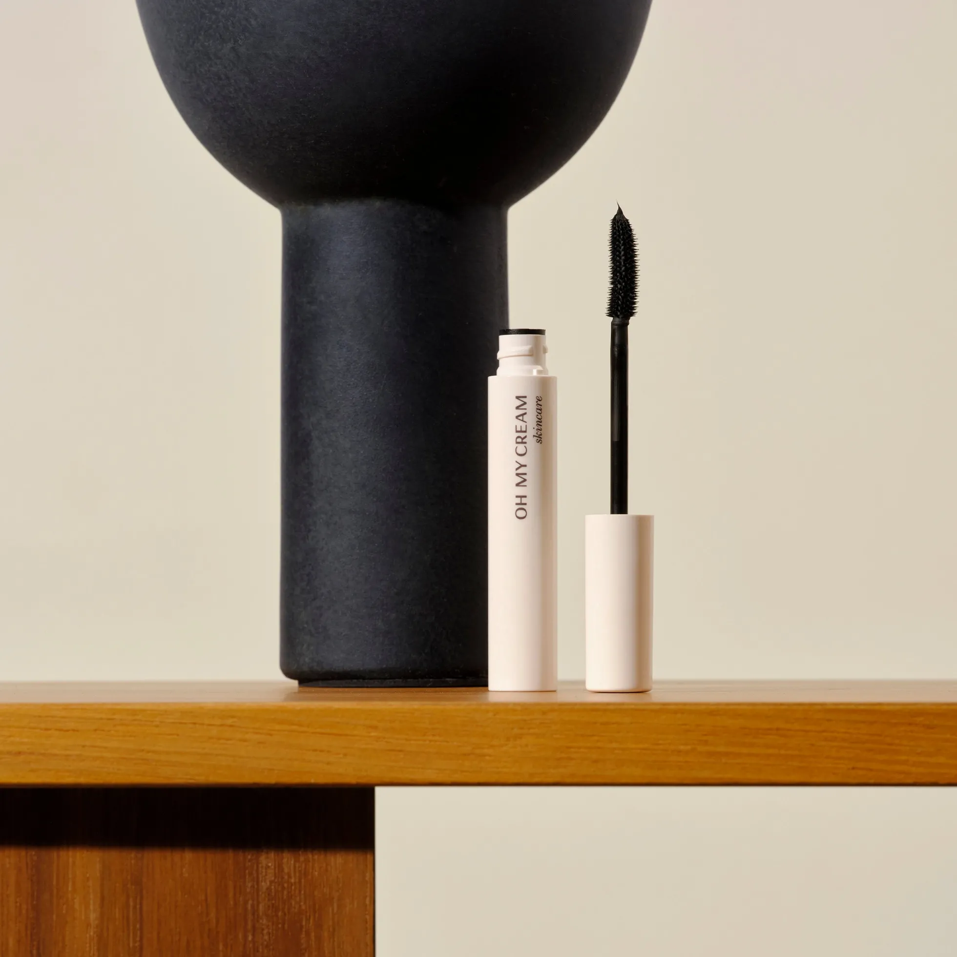 Le Vanity Charly Salvator x Oh My Cream