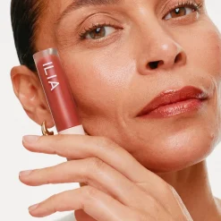 Overglaze Hydrating Lip Gloss