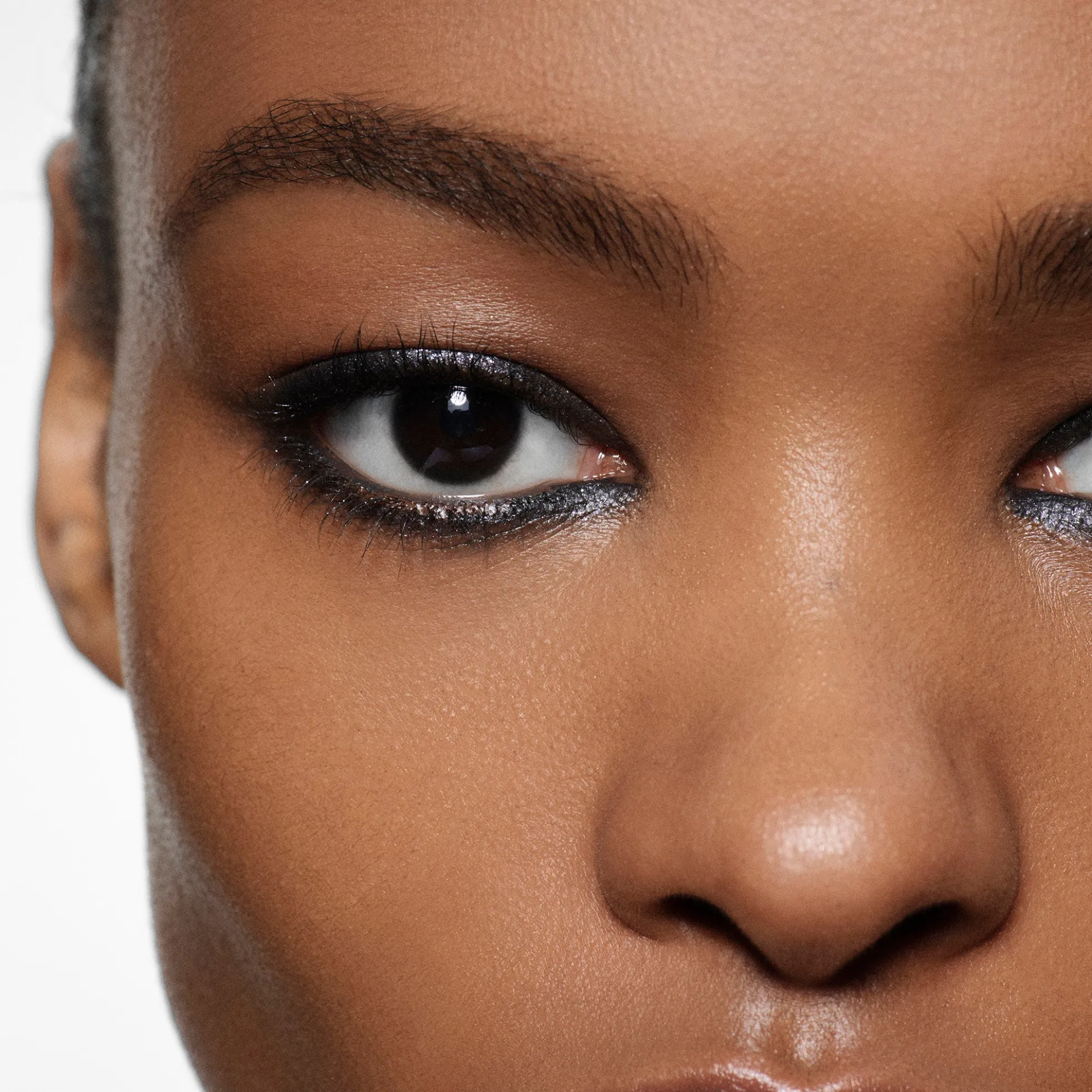 Satin Kajal Liner Crayon Yeux
