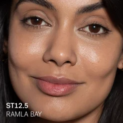 Super Serum Skin Tint SPF30 Fond de Teint Léger